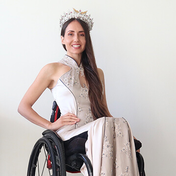Tirzah gekroond als Vice Miss Wheelchair World 2022.